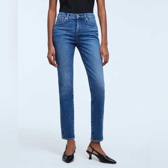 Madewell Stovepipe Straight Leg Jeans in Drifthaven Wash